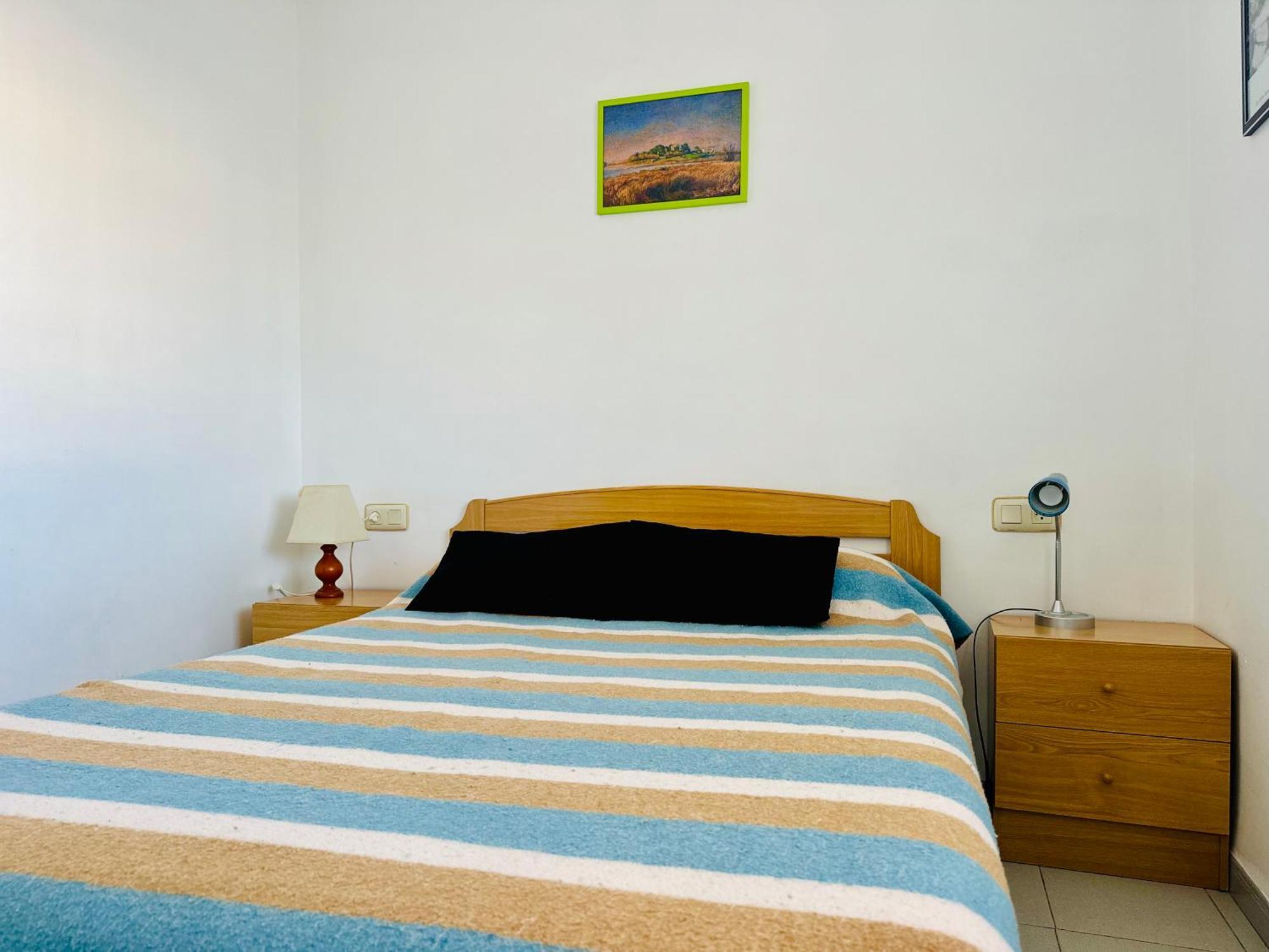 Global Immo 2059 Rocmar Apartment Roses Bagian luar foto